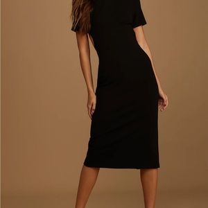 Black short sleeve backless midi dress